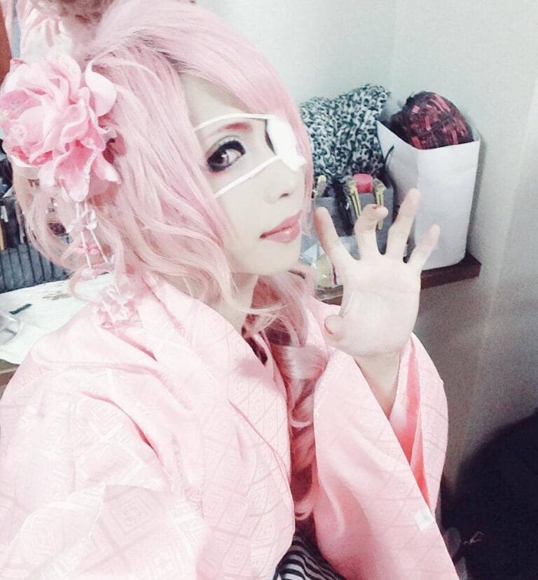 【男装（女装子）・男性にも使える！】男の娘になるためのV系簡単メイク法