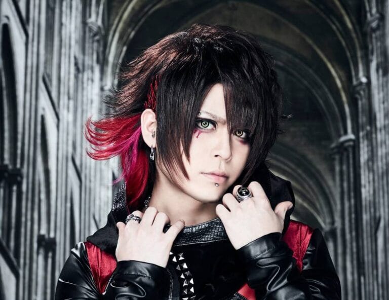 アルルカンのギタリスト兼メインコンポーザー！奈緒ってどんな人？