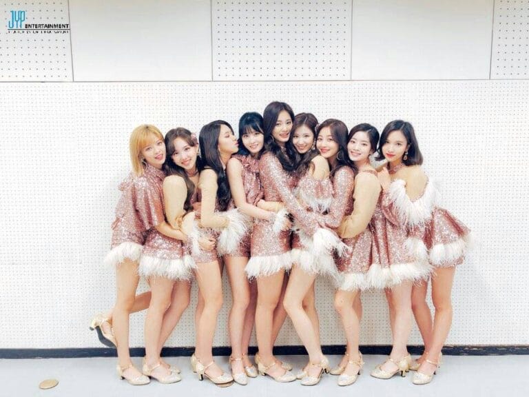 TWICEで歌が上手なメンバーは誰？TWICEの歌唱力を決める歌の上手いランキングを発表！