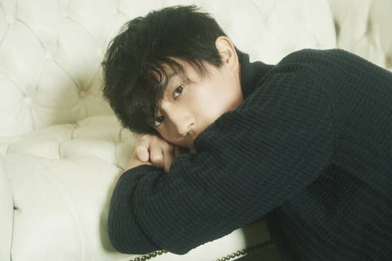 杉野遥亮がジャケットを務める恋愛コンピ「確かにあの瞬間は恋だった。」 ウィンターパッケージリリース