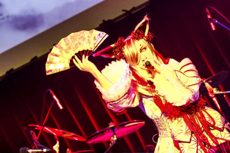 浅葱、Ruiza 、Ｄが共演した「Artistic Radiant Dream」。全国ツアーの千秋楽公演をレポート　