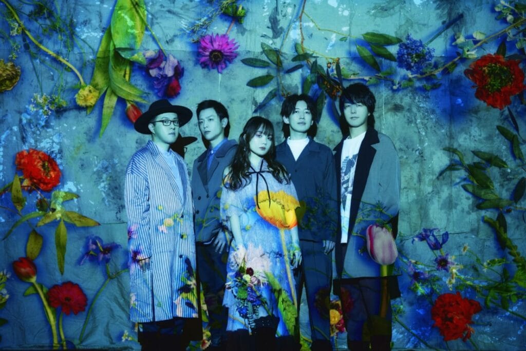 vivid undress ミニアルバムリリース、スクリーン投影による新アーティスト写真も公開