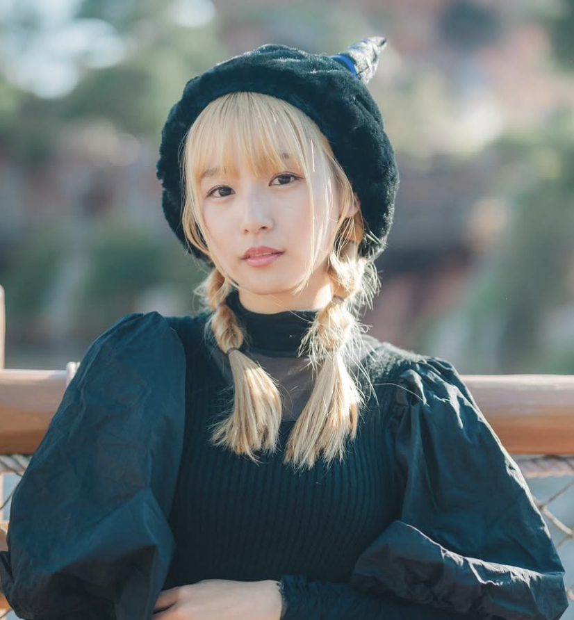 浅川梨奈の写真